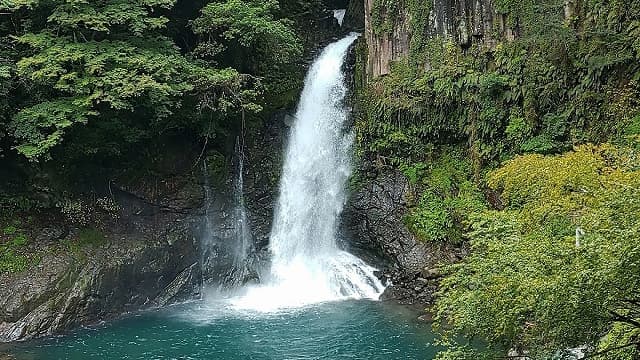静岡県賀茂郡の河津七滝(大滝)