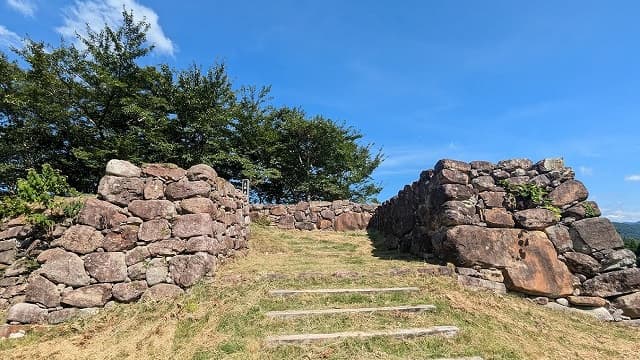 三重県熊野市の赤木城跡及び田平子峠刑場跡