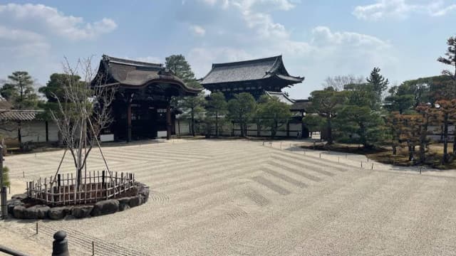 京都府京都市の仁和寺御所跡