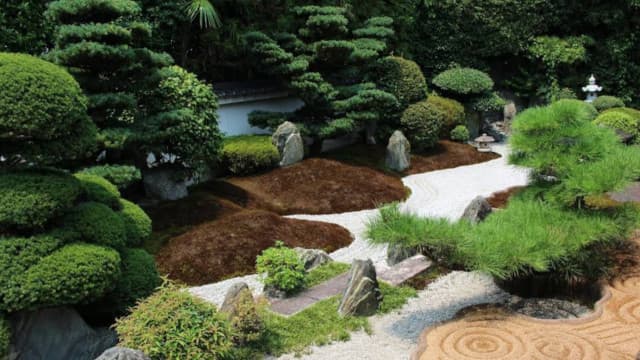 京都府京都市の霊雲院庭園
