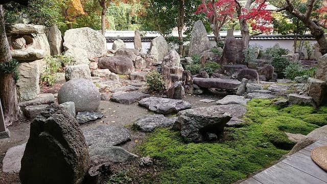 兵庫県神戸市の安養院庭園