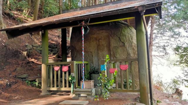 奈良県奈良市の正長元年柳生徳政碑