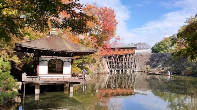 和歌山県和歌山市の和歌山城西之丸庭園（紅葉溪庭園）
