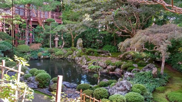 和歌山県伊都郡の宝善院庭園