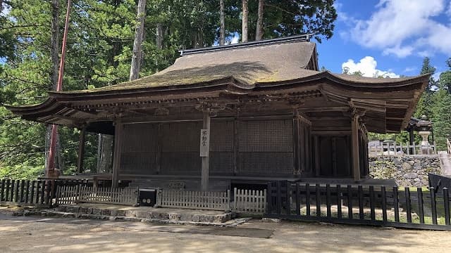 和歌山県伊都郡の不動堂