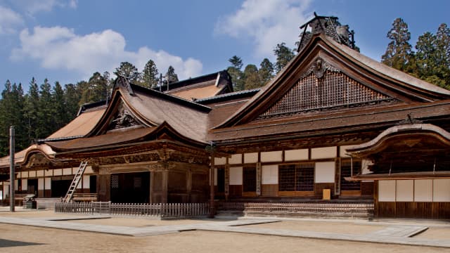 和歌山県伊都郡の金剛峯寺境内