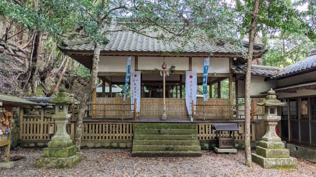 和歌山県西牟婁郡の南方曼陀羅の風景地（八上神社）