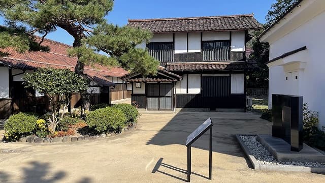 島根県鹿足郡の津和野藩校養老館