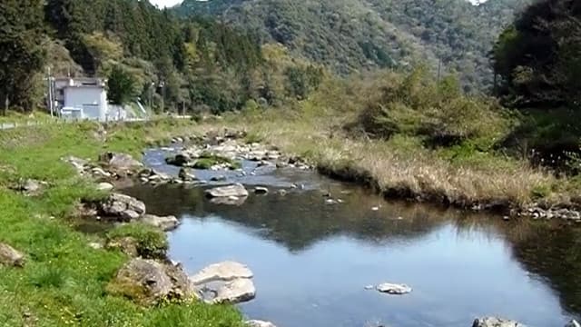 山口県山口市の佐波川関水