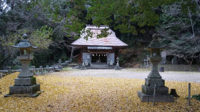 山口県山口市の志多里八幡宮