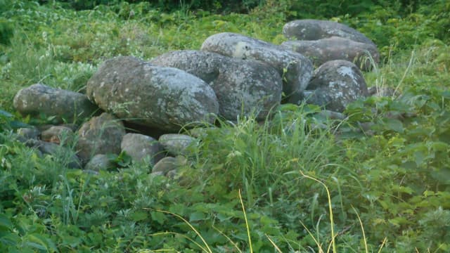 山口県萩市の見島ジーコンボ古墳群