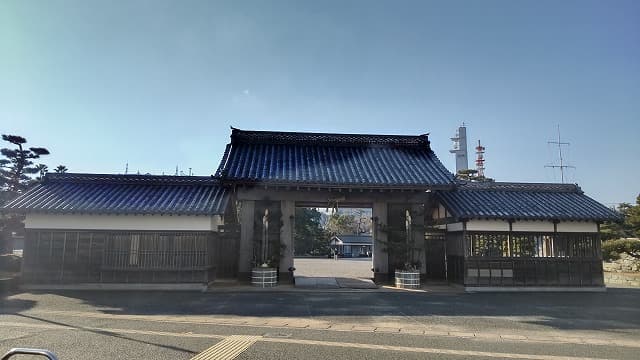 徳島県徳島市の鷲の門