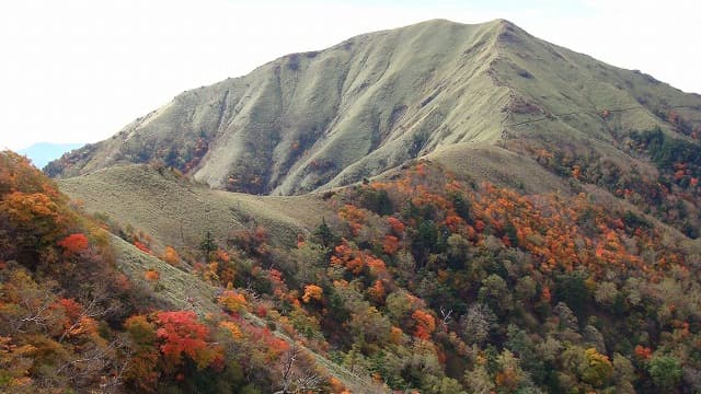 徳島県三好市の剣山