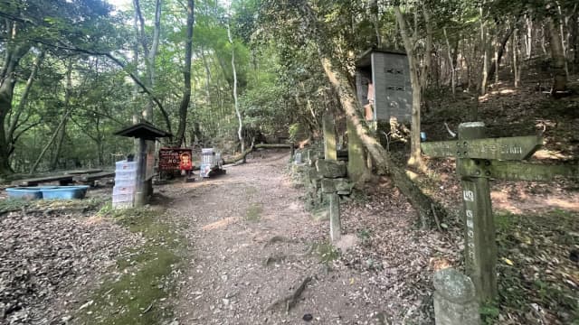 香川県高松市の讃岐遍路道（根香寺道）