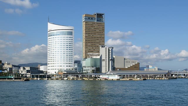 香川県高松市のサンポート高松