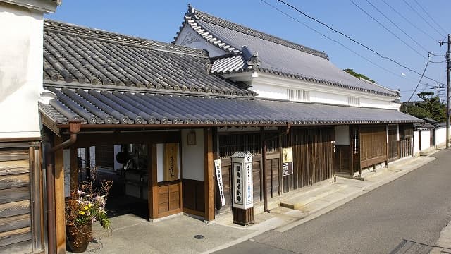 香川県東かがわ市の讃州井筒屋敷