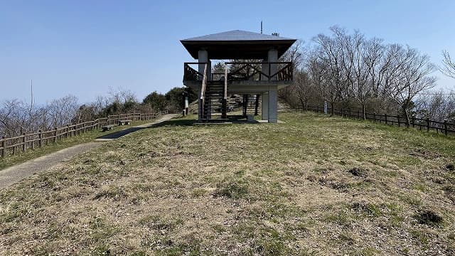 香川県仲多度郡の象頭山