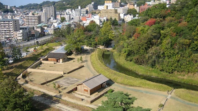 愛媛県の松山城