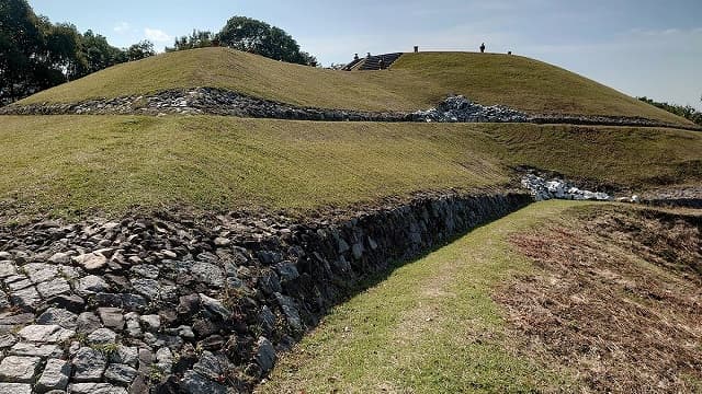 愛媛県今治市の妙見山古墳