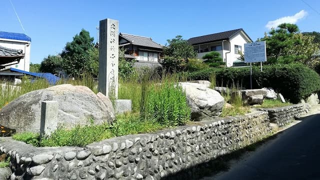 愛媛県今治市の伊予国分寺塔跡