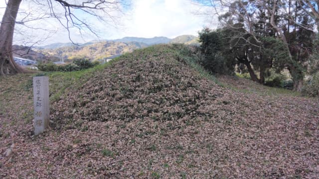 佐賀県小城市の姫塚