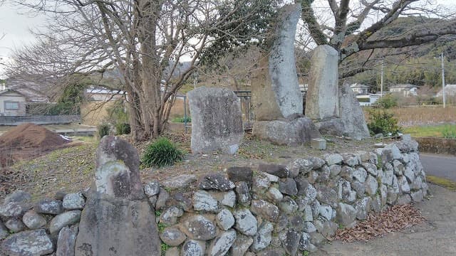 佐賀県小城市の寺浦廃寺塔跡ならびに礎石