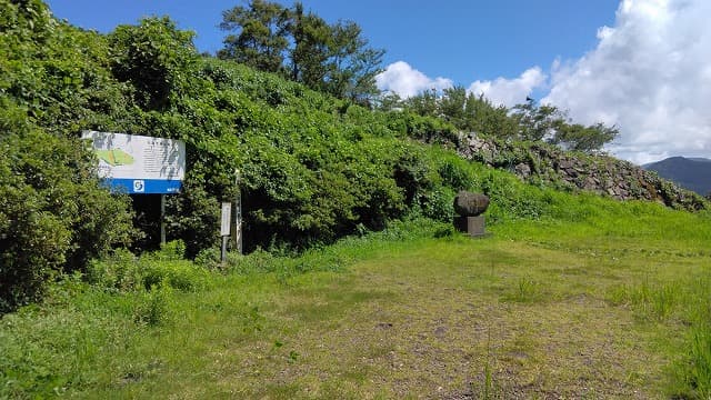 長崎県の松浦党梶谷城跡