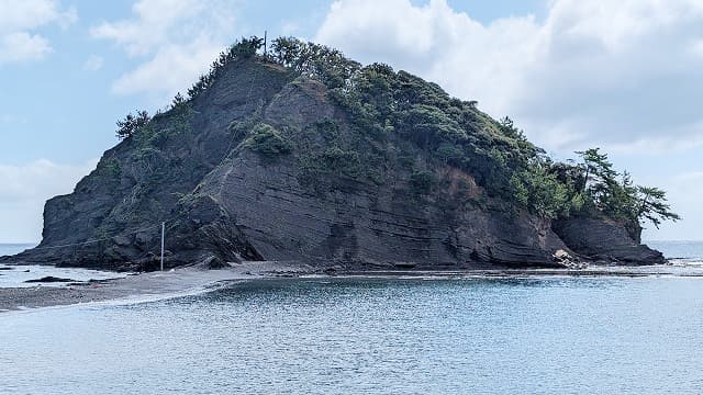 長崎県対馬市の小姓島遺跡