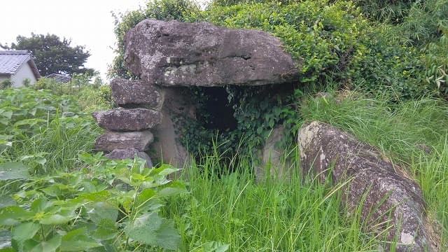 長崎県の鬼の岩屋