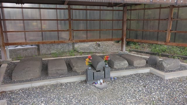 長崎県の布津町キリシタン墓碑群