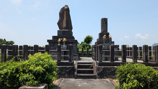 熊本県熊本市の七本柿木台場薩軍墓地