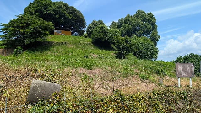 熊本県玉名市の経塚古墳