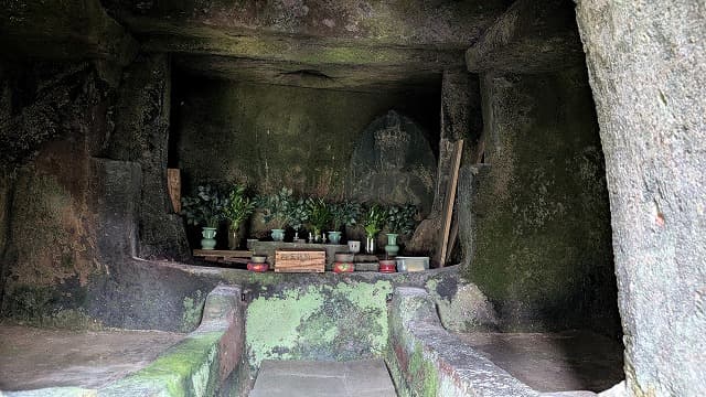 熊本県玉名市の石貫穴観音横穴