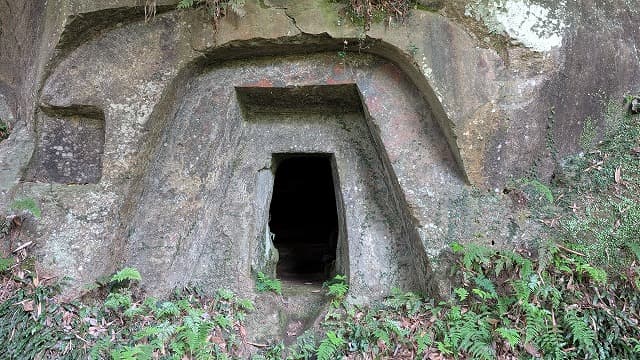 熊本県玉名市の石貫ナギノ横穴群