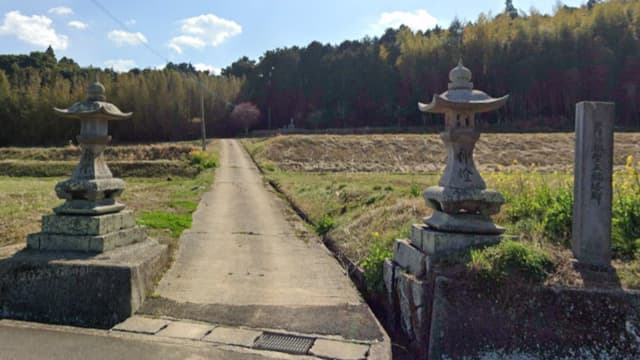 大分県国東市の浜崎祖形五輪塔群