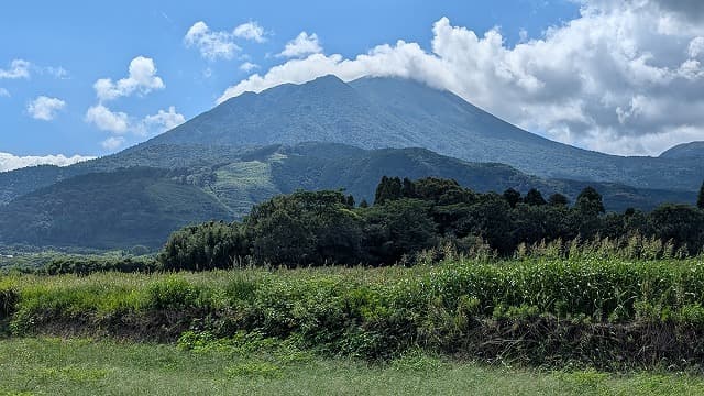 宮崎県西諸県郡の高千穂峰