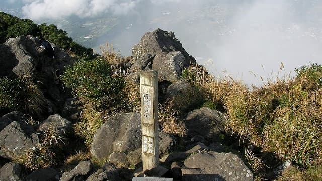 鹿児島県指宿市の開聞岳
