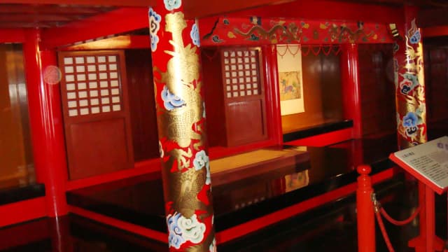 沖縄県那覇市の首里城正殿一階