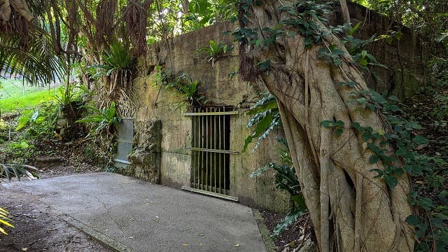 沖縄県那覇市の陸軍第３２軍総司令部跡