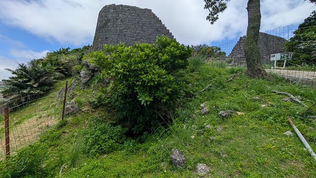 沖縄県浦添市の前田高地濠群