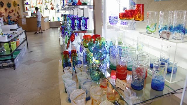 沖縄県糸満市の琉球ガラス村